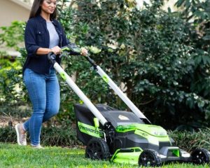 Best Self Propelled Lawn Mower Under $300